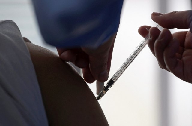 Prijavite lekare koji ne preporučuju vakcinu – preko Vajbera